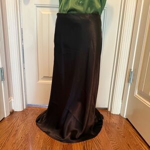 Elegant Black Women's Skirt
